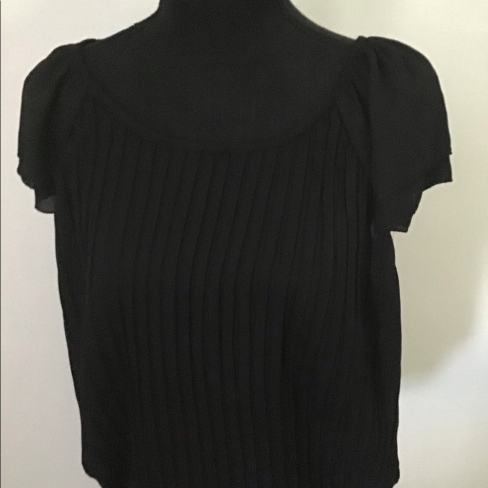 Adorable Pleated Flutter Cap Sleeve Top - image 3